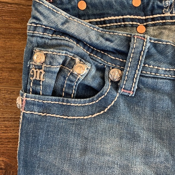 Miss Me Capris 🦋 - Picture 7 of 9